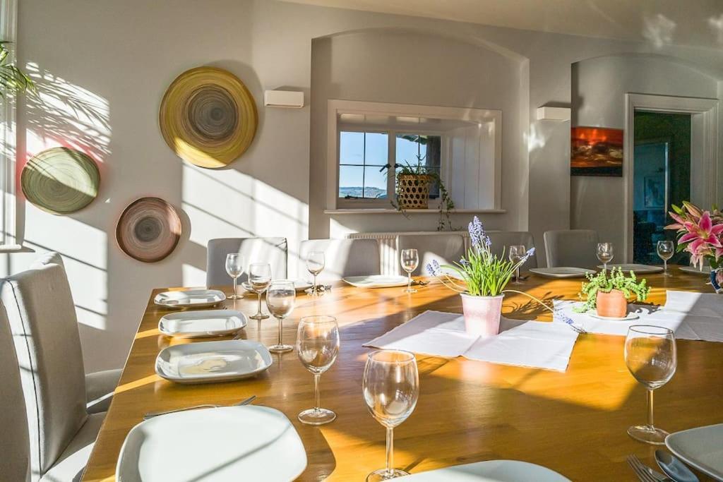 The Beach House-Devon- On The Beach- Sleeps 20 Villa Exmouth Bagian luar foto