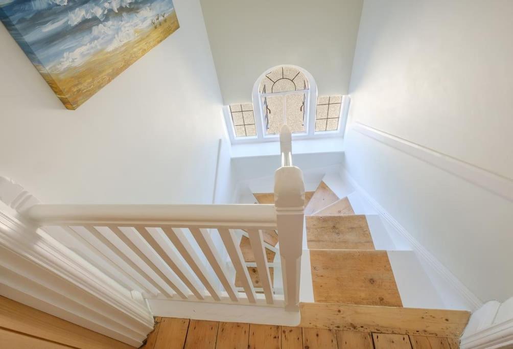 The Beach House-Devon- On The Beach- Sleeps 20 Villa Exmouth Bagian luar foto